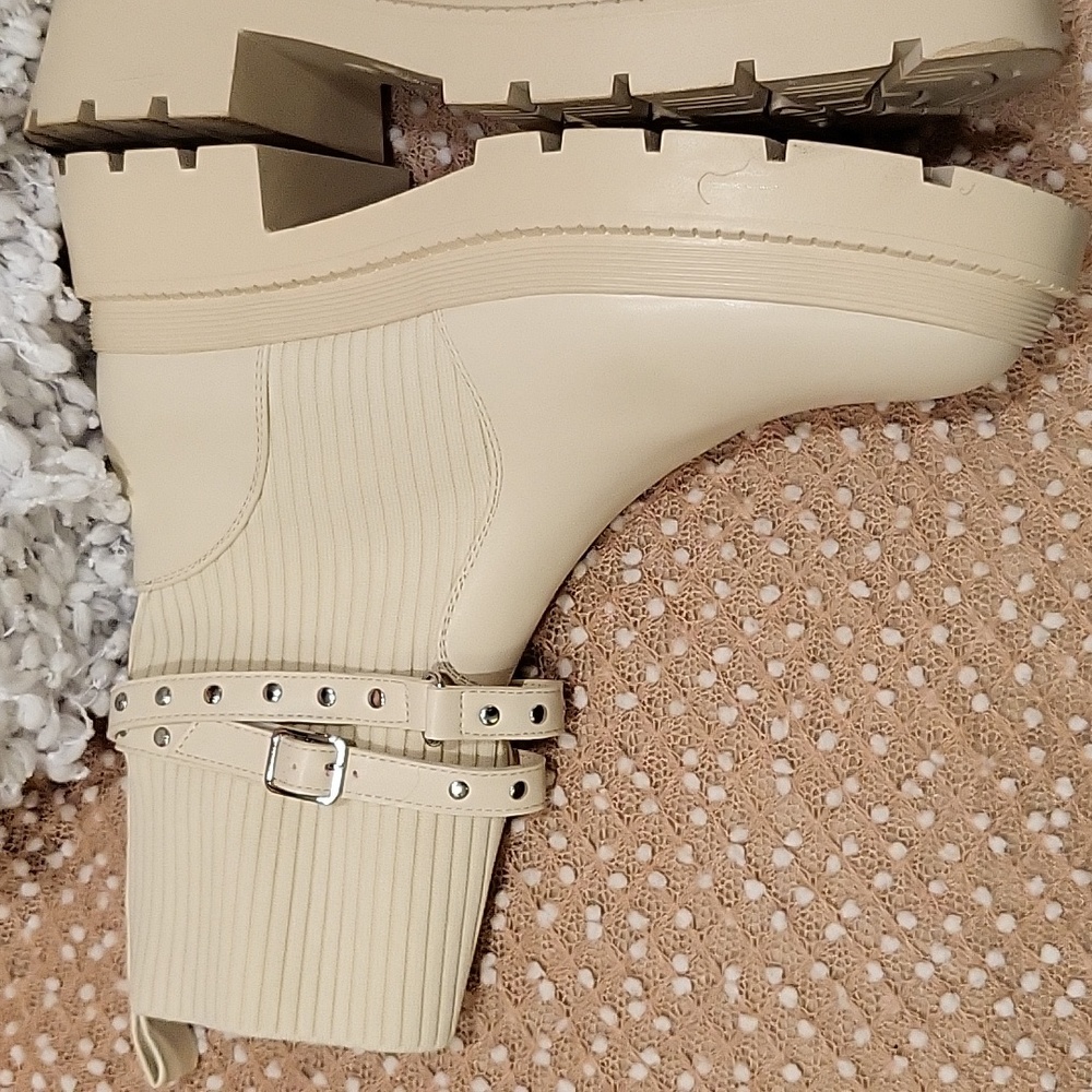 Dream Pairs ankle boots - Picture 7 of 14